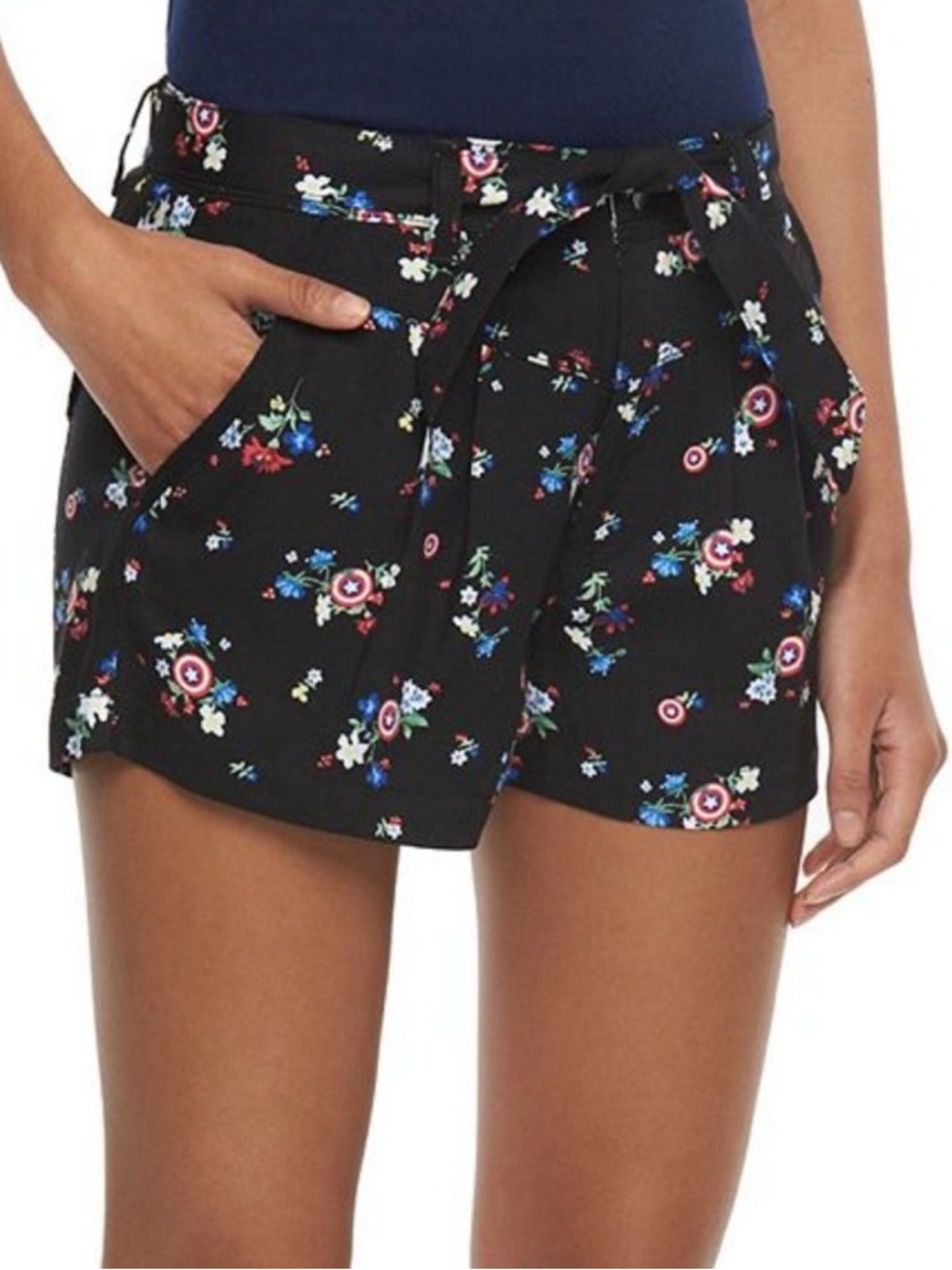 🐕‍🦺Marvel captain America black  Shorts size L GUC